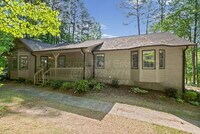 Building Photo - 195 Cross Brook Dr