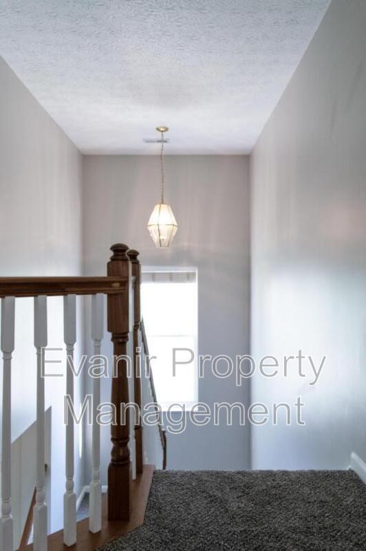 Building Photo - 1142 Deercreek Dr