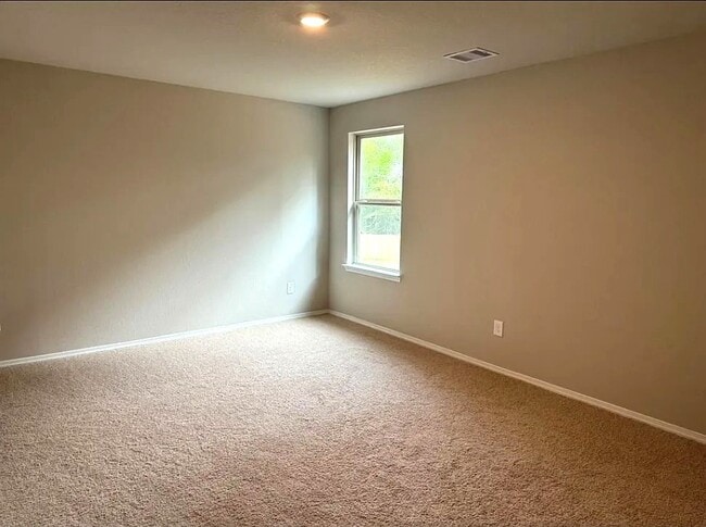 Building Photo - 707 Long Cedar Dr