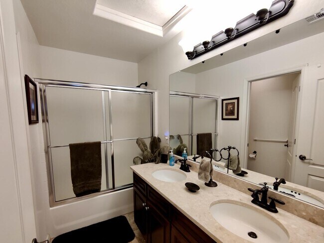 Building Photo - 19696 N Madison Dr