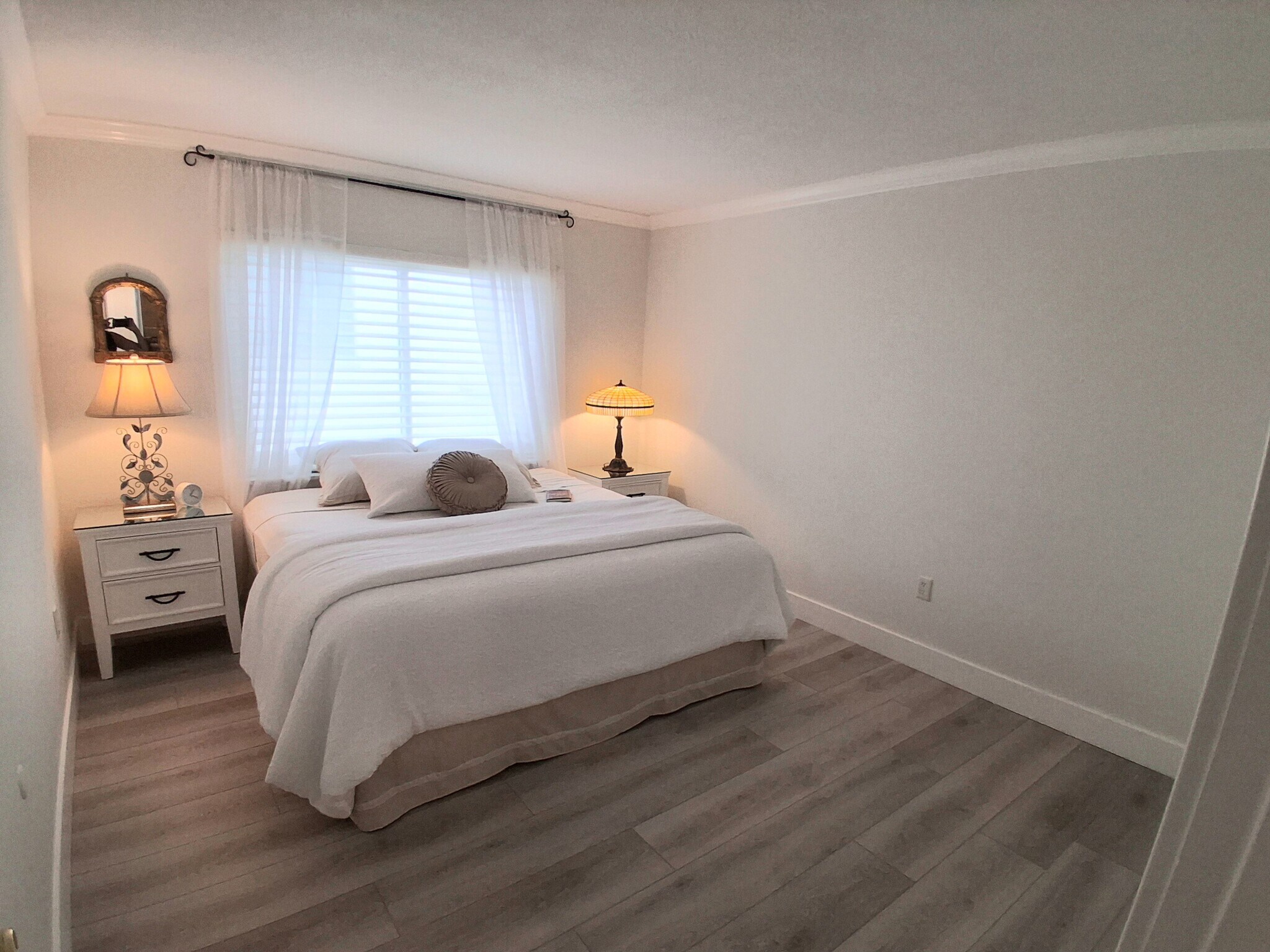 Guest bedroom - 174 Golden Gate Pt
