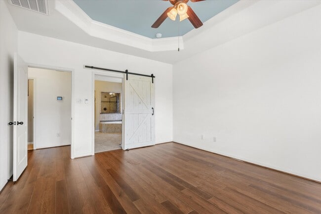 Building Photo - 9431 Copper Cove Ln