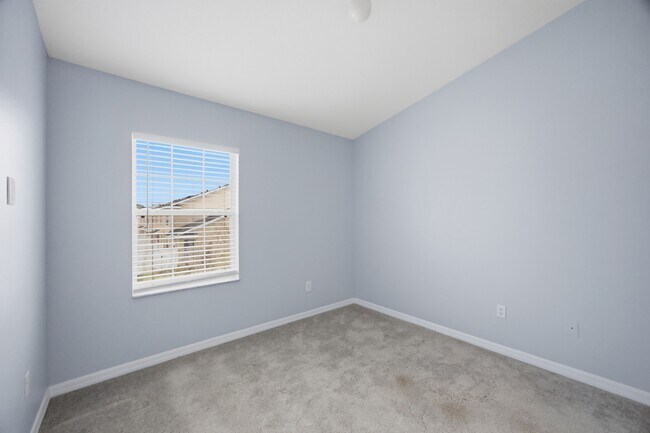 Building Photo - 6407 Barksdale Way