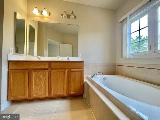 Building Photo - 3514 Tabard Ln