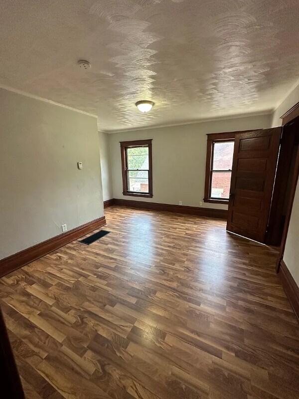 Building Photo - 742 E Stockbridge Ave