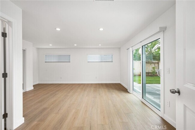 Building Photo - 9282 Winterwood Cir