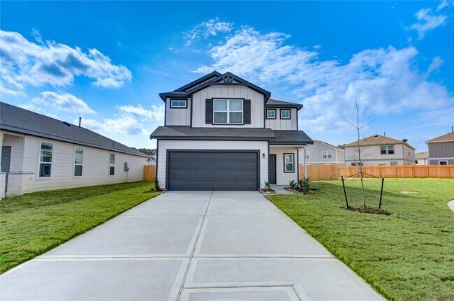 Building Photo - 11715 Braemar Village Dr