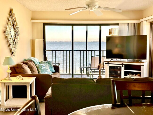 Building Photo - 201 International Dr