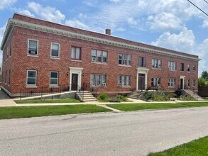 Building Photo - 301 N Franklin St