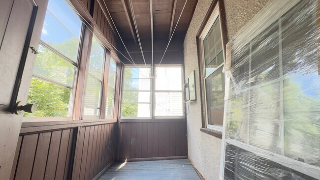 Building Photo - 66 Franklin Ave