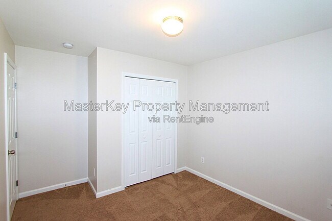 Building Photo - 508 Bayou Ct
