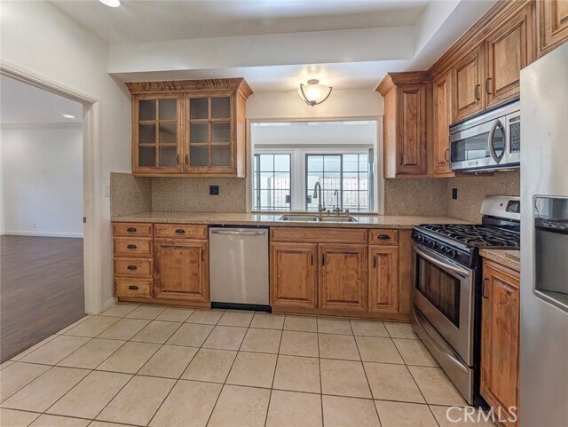 Building Photo - 227 S Madison Ave