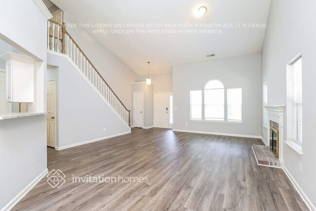Building Photo - 14736 Sapphire Ln