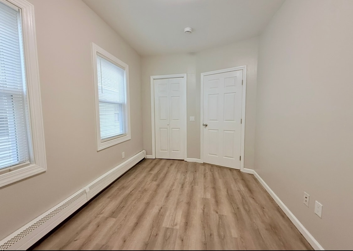 Building Photo - 621 2nd St