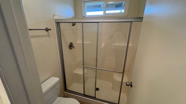 Building Photo - Spacious 4-Bedroom Home Near Centennial High School in Corona