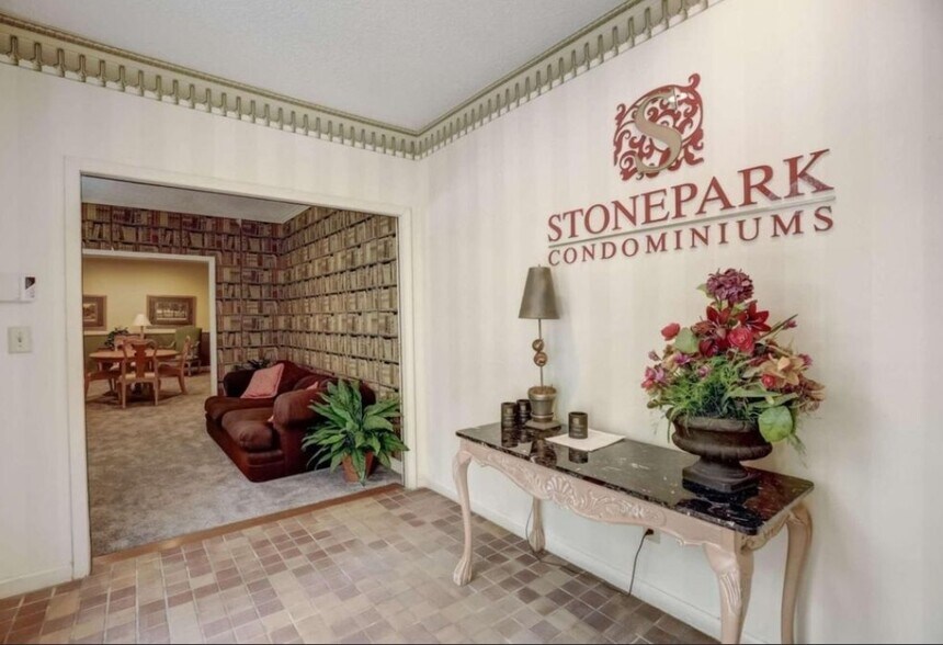 Building Photo - 1708 Wingate Way