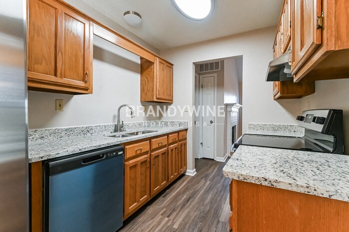 Building Photo - 7800 Lowrance Rd