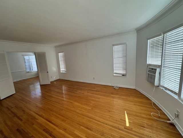 Building Photo - 124 Sweetzer Ave