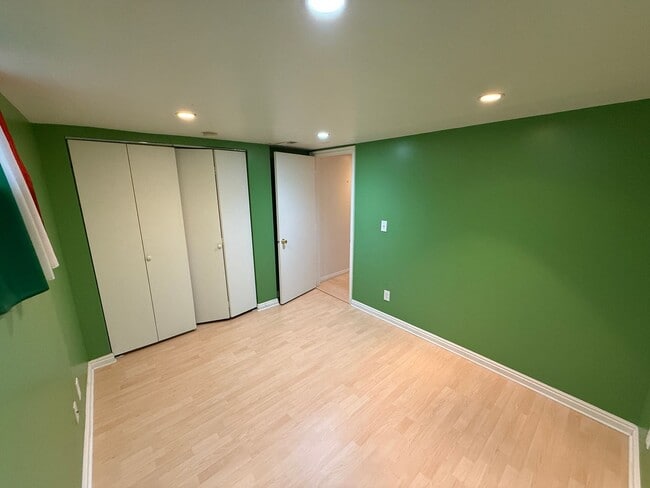 Building Photo - Beautiful 4 bedroom 3 bathroom home!