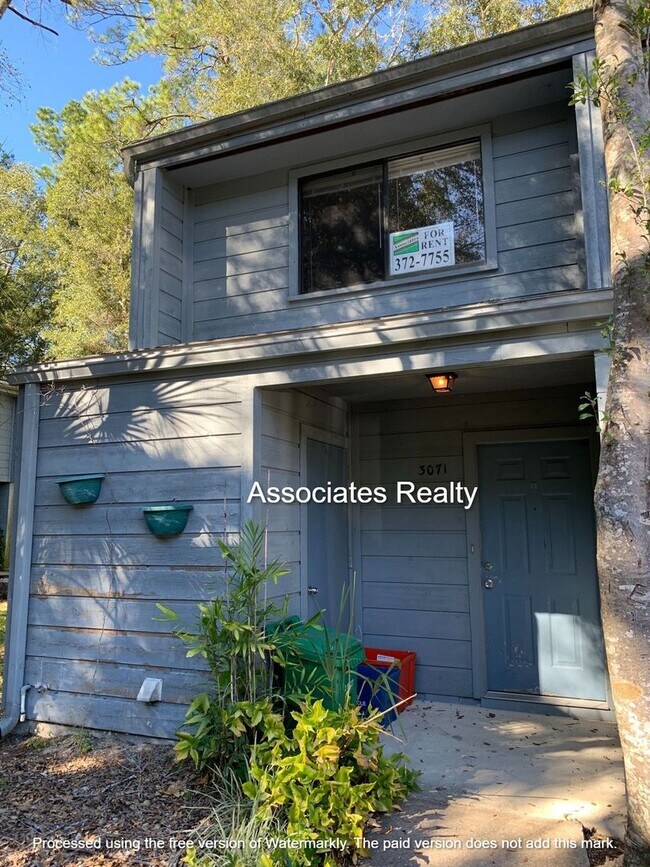 Building Photo - 3071 NW 28th Cir
