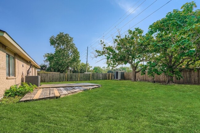 Building Photo - 226 Tara Plantation Dr