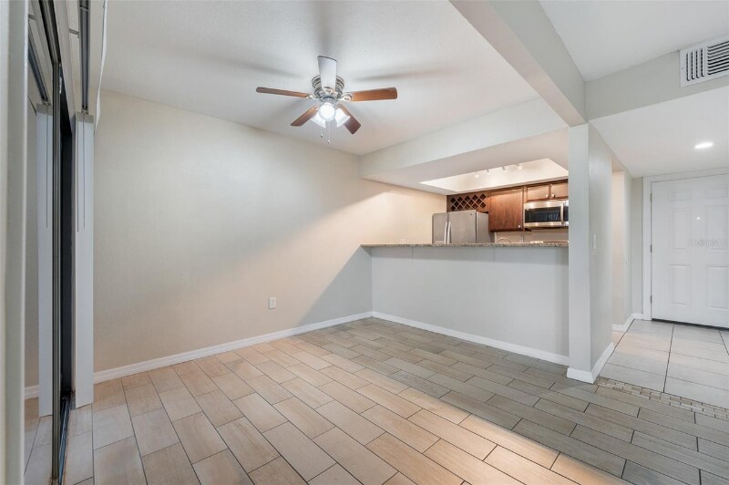 Building Photo - 5071 Eaglesmere Dr