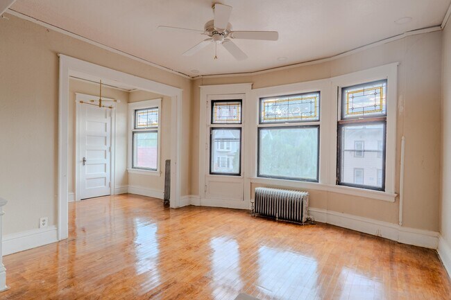 Building Photo - 1148 N 33rd St