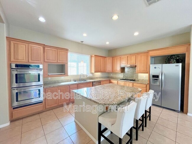 Building Photo - 43341 Parkway Esplanade W