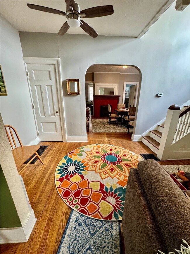 Building Photo - 275 Rosedale St