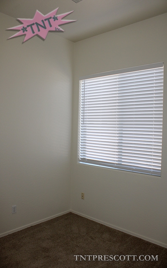 Building Photo - Home in Granville HOA ~ Winter Special!! ~ HOLD