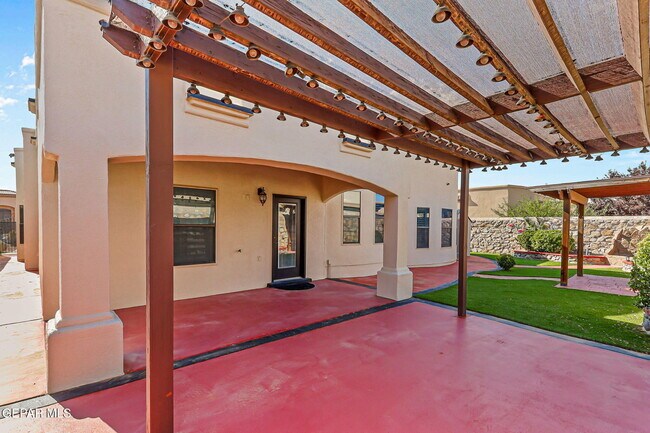 Building Photo - 3136 Destiny Point Dr