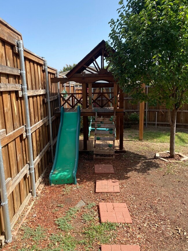 Building Photo - 5068 N Colony Blvd