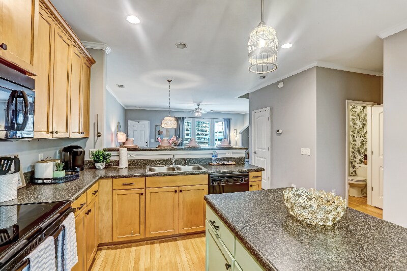 Building Photo - 125 Acapella Ave