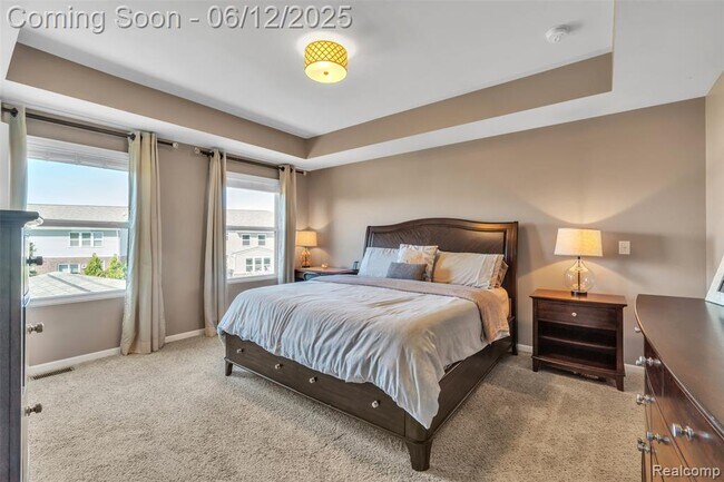 Building Photo - 15745 Diamante Dr
