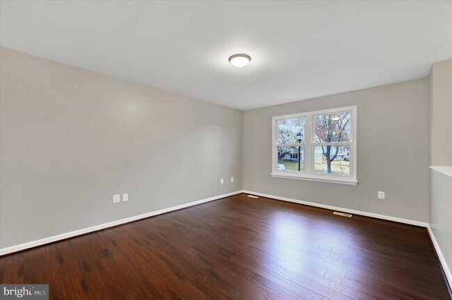 Building Photo - 1508 Lochaber Ct