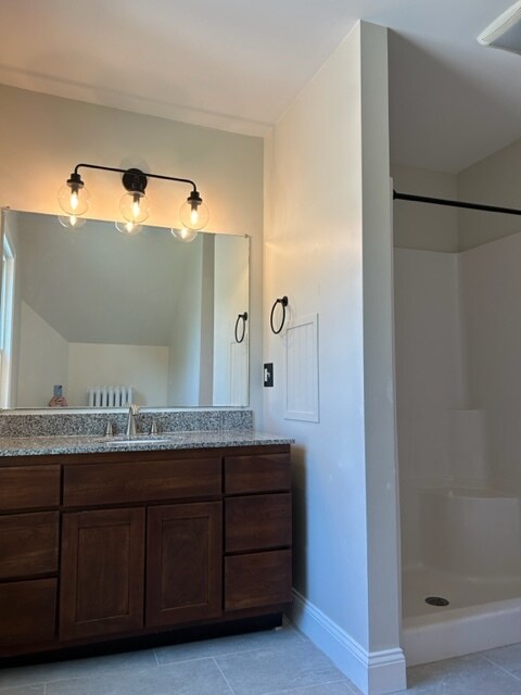 Full Bathroom - 37 Summit St