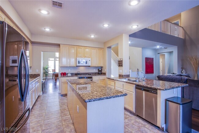 Building Photo - 3838 Erva St