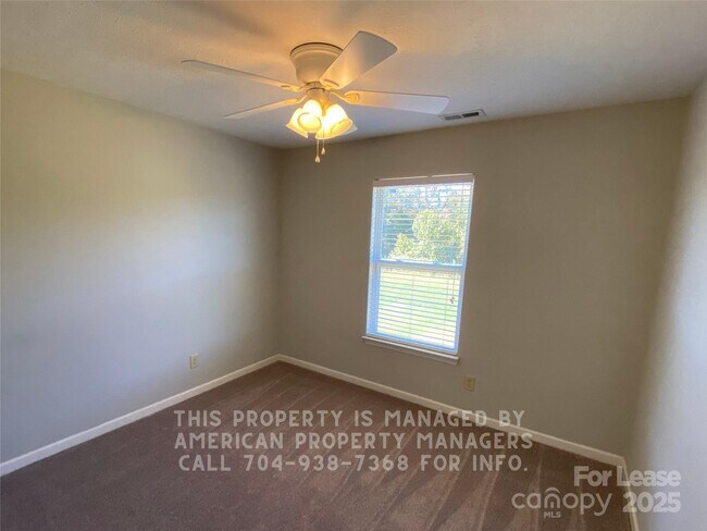 Building Photo - 1596 Matthew Allen Cir