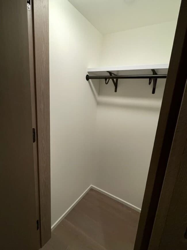 Building Photo - Brand New Koula 1-Bedroom!