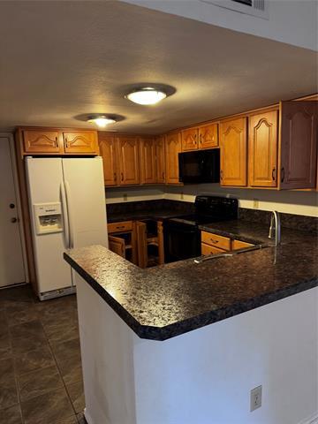 Building Photo - 6833 Outland Dr