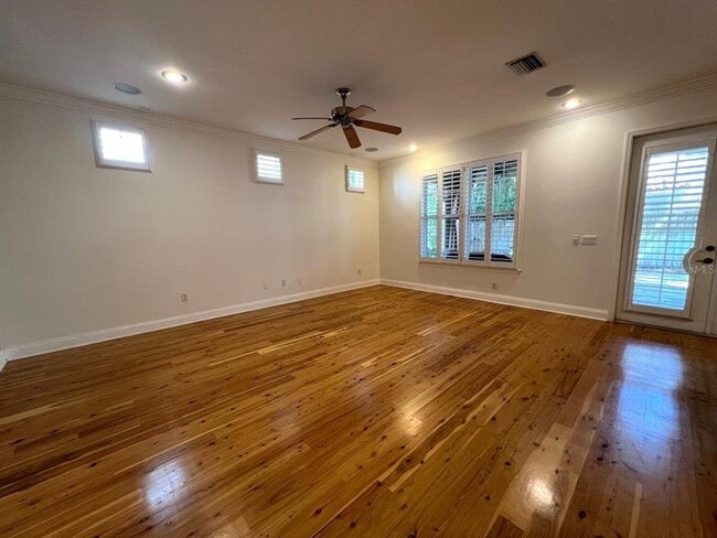 Building Photo - 3817 W Tacon St