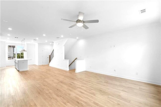 Building Photo - 5440 Howington Ct