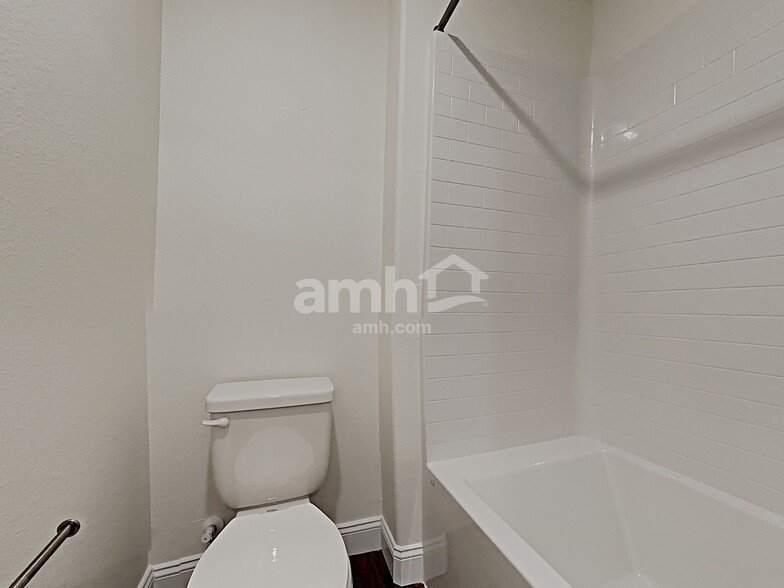 Building Photo - 330 Timber Kate Pl