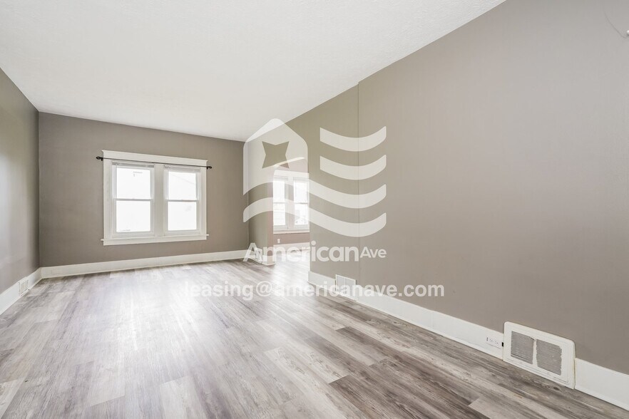Building Photo - 1145 N Adams St