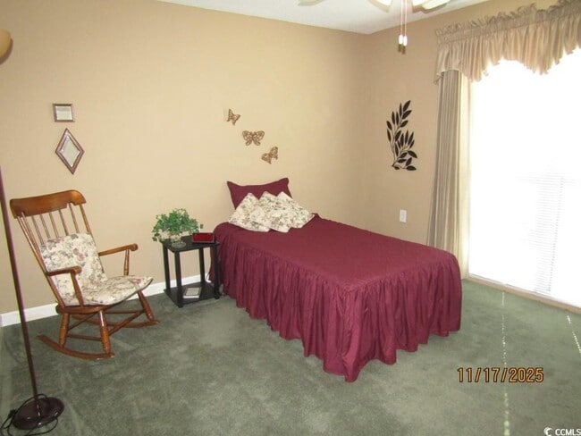 Building Photo - 928 Villa Dr