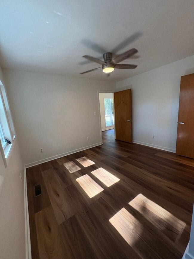 Building Photo - One-of-a-kind Home on 2.2 Acres – $1,700/m...