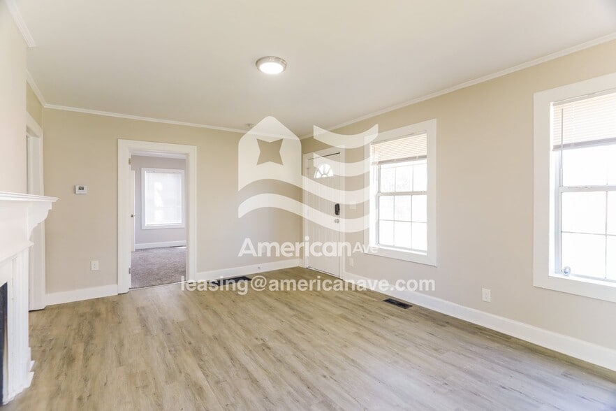 Building Photo - 8203 4th Ave S