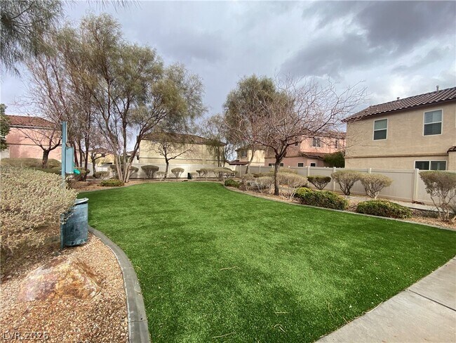 Building Photo - 8798 Brindisi Park Ave