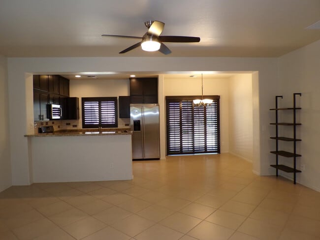 Building Photo - 844 Tiablanca Rd