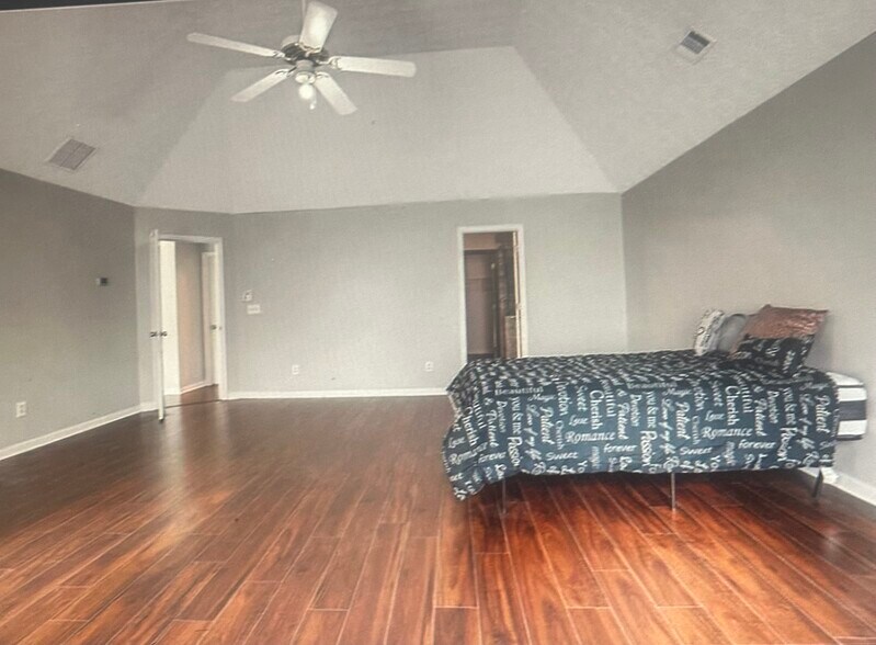 Building Photo - 2592 Brookgate Xing